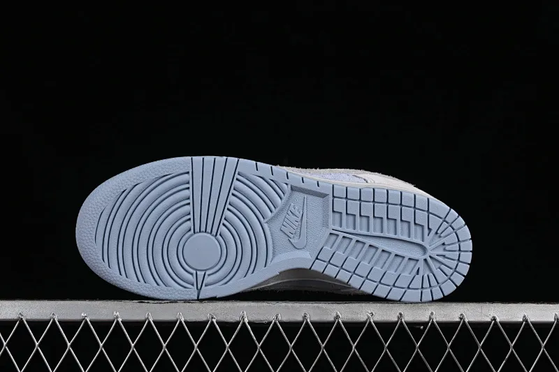 All categories Nk SB Dunk series Nk SB Dunk Low low-top sneakers Nk Dunk Low Frozen 2.0 SB low-top casual sneakers FZ3779-025